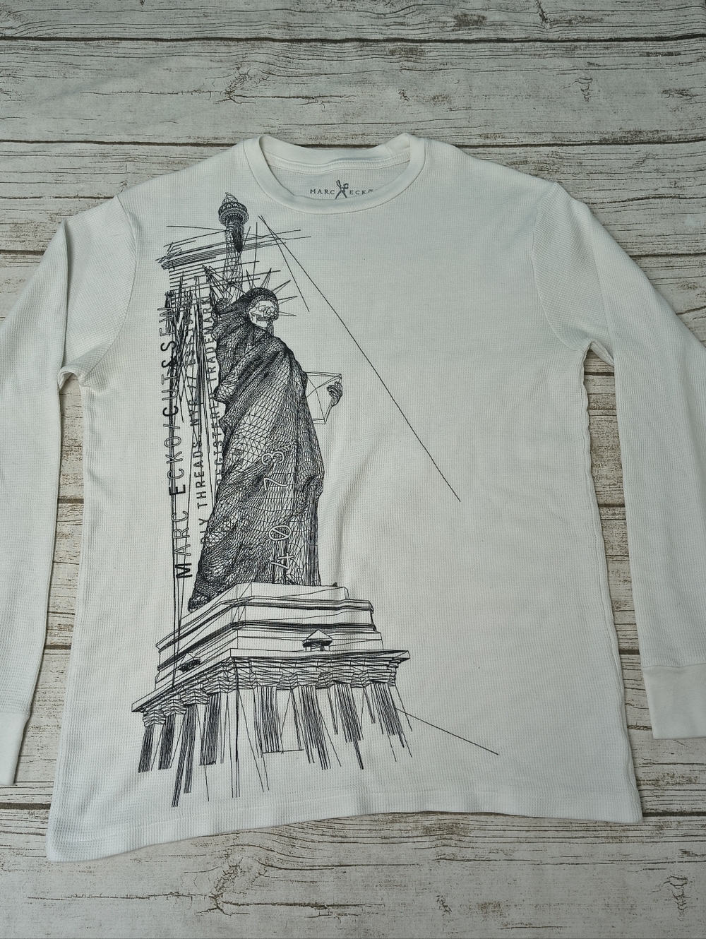 Marc Ecko White Statue Of Liberty Waffle Shirt Long Sleeve Size Medium